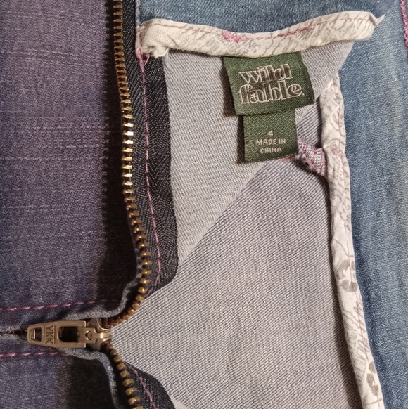 Free Spirited Wild Fable Sexy Denim Mini Skirt Mid Wash Blue W4 Straight Stretch - Picture 4 of 11